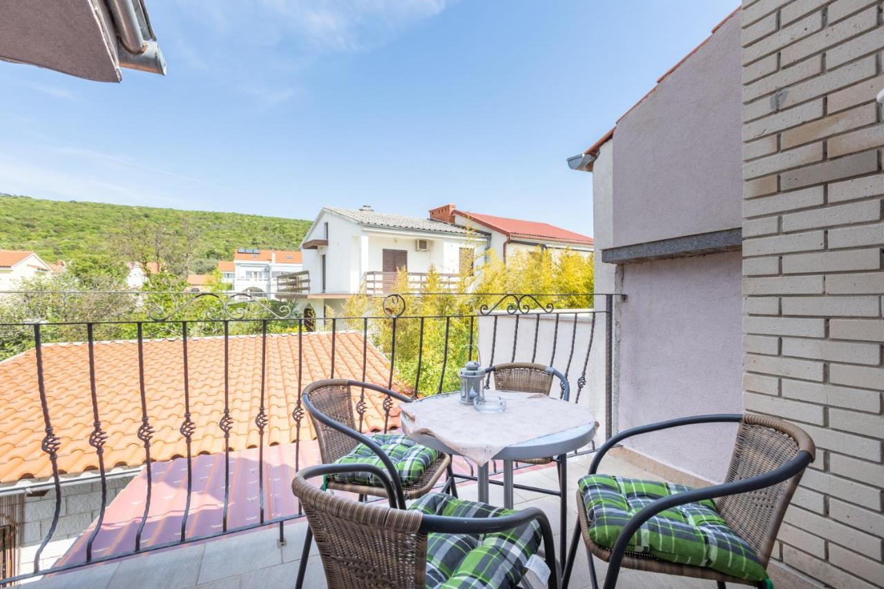 Apartment Ivica Пунат Экстерьер фото